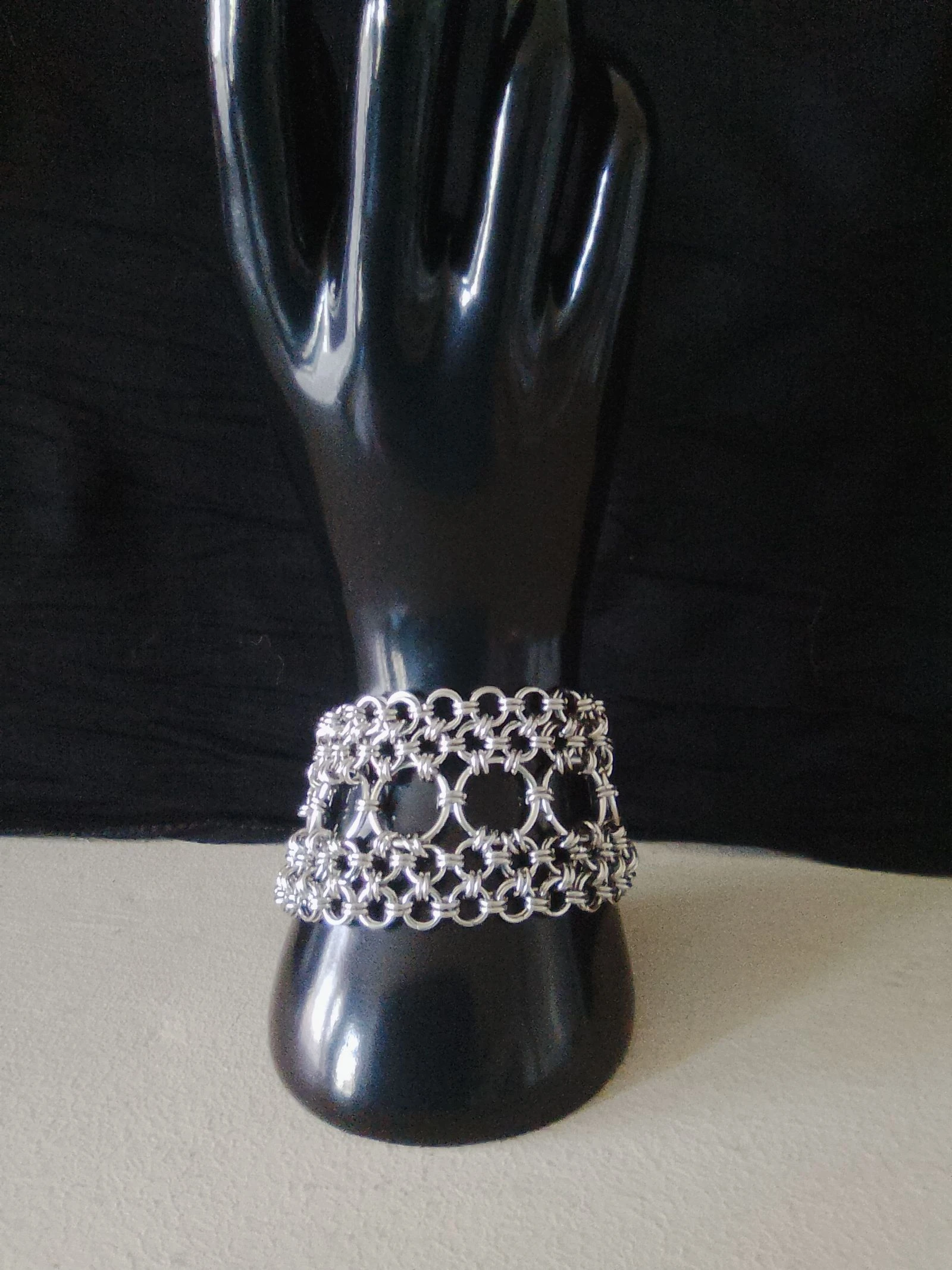 Unisex Japanese chainmail cuff bracelet – photo 2